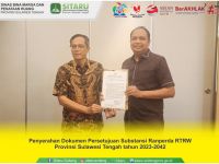 Penyerahan Dokumen Persetujuan Substansi  Ranperda RTRW Provinsi Sulawesi Tengah Tahun 2023-2042